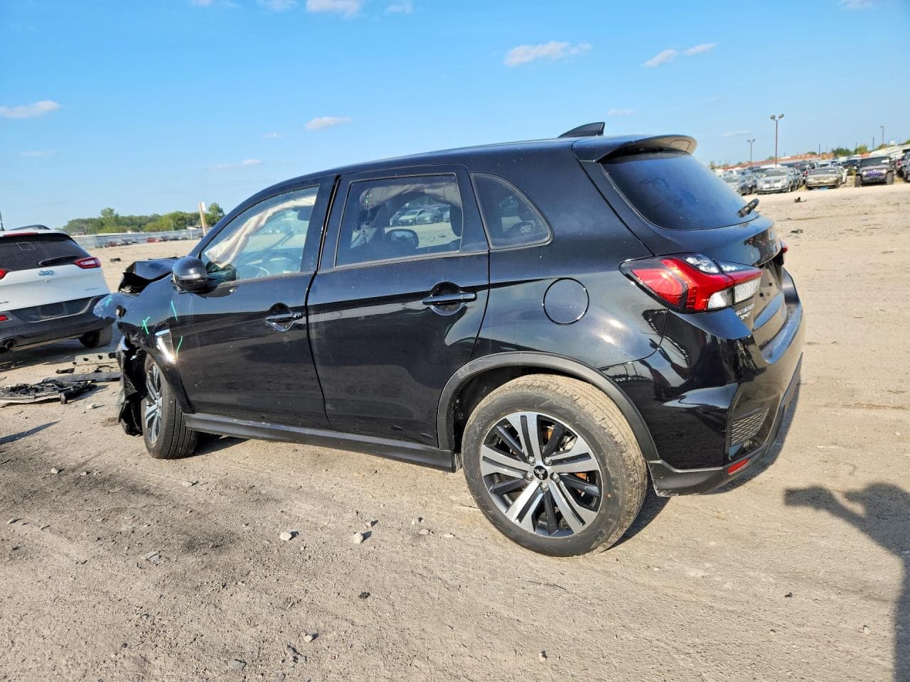2026 Mitsubishi Outlander Sport S/Se - foto 2