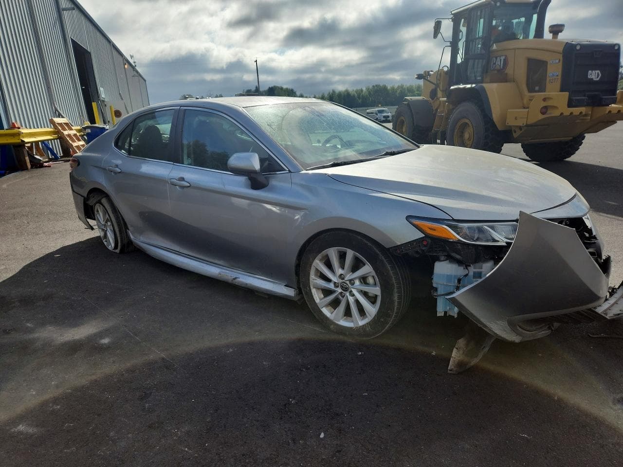 2022 Toyota Camry Le - foto 4