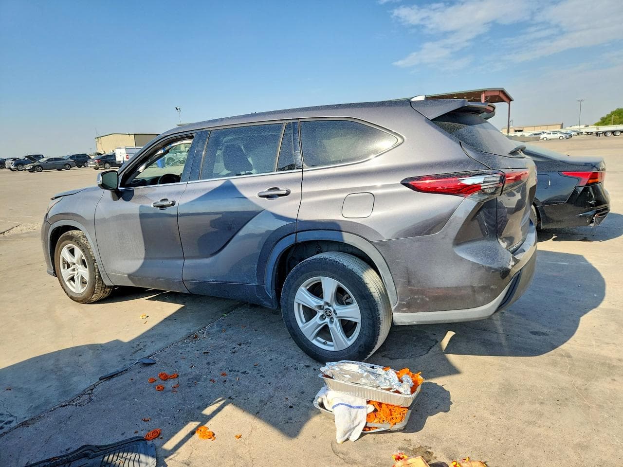 2021 Toyota Highlander Le - foto 2