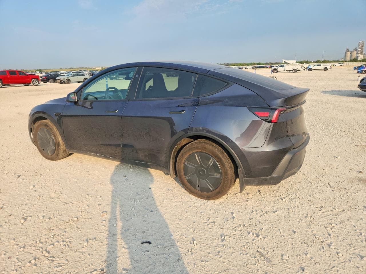 2026 Tesla Model Y - foto 2