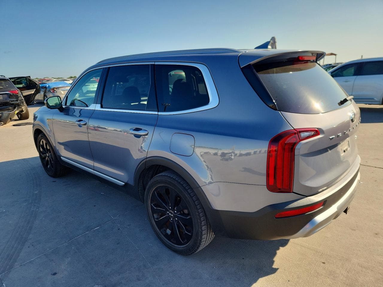 2020 Kia Telluride S - foto 2