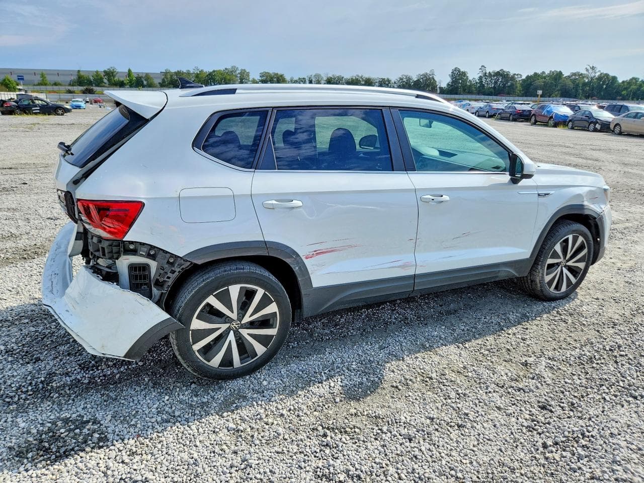 2022 Volkswagen Taos Se - foto 3