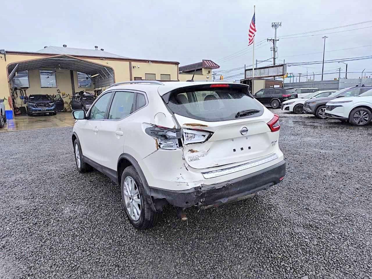 2022 Nissan Rogue Sport Sv - foto 2