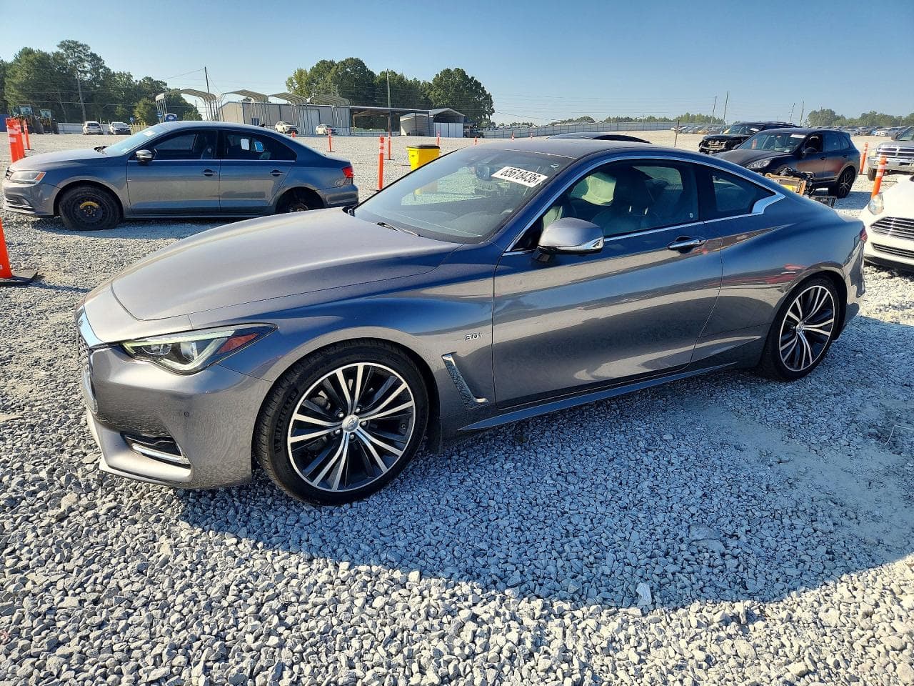 Infiniti Q60 2017 z USA