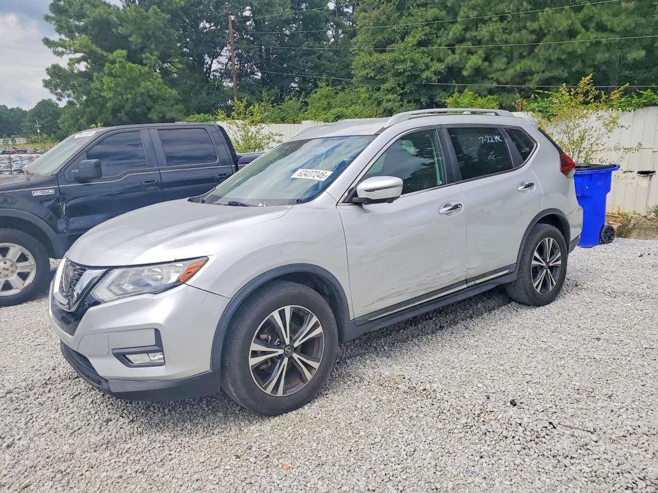 Nissan Rogue 2018 z USA