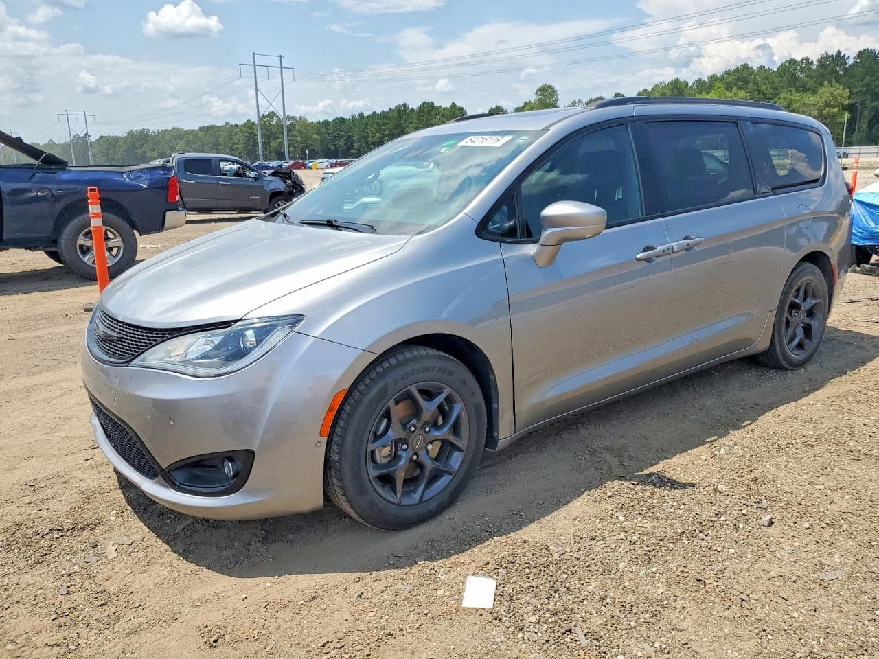 Chrysler Pacifica 2019 z USA