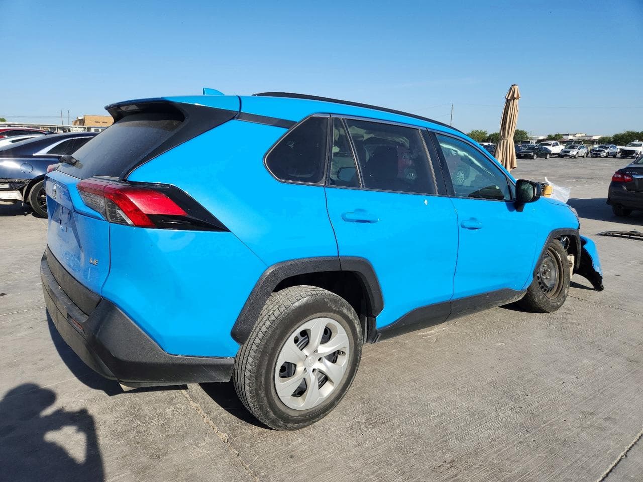 2019 Toyota Rav4 Le - foto 3