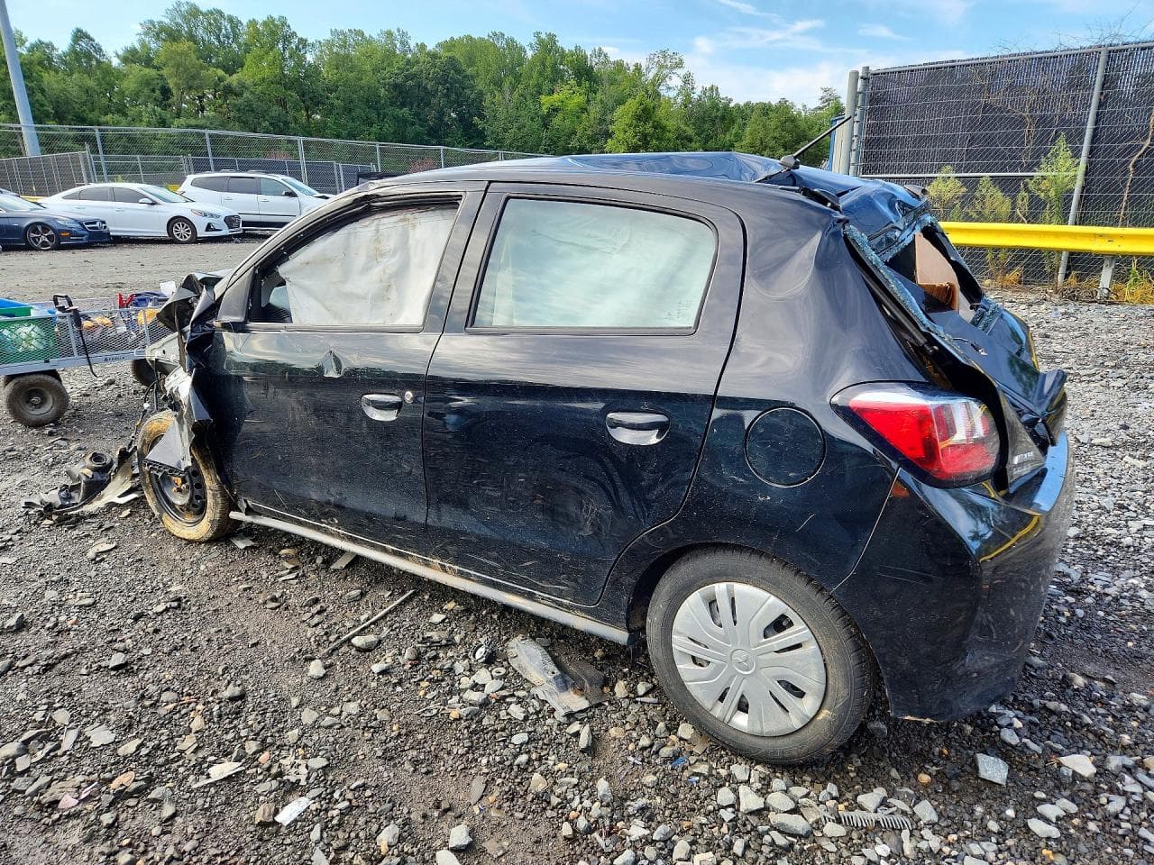 2024 Mitsubishi Mirage Es - foto 2