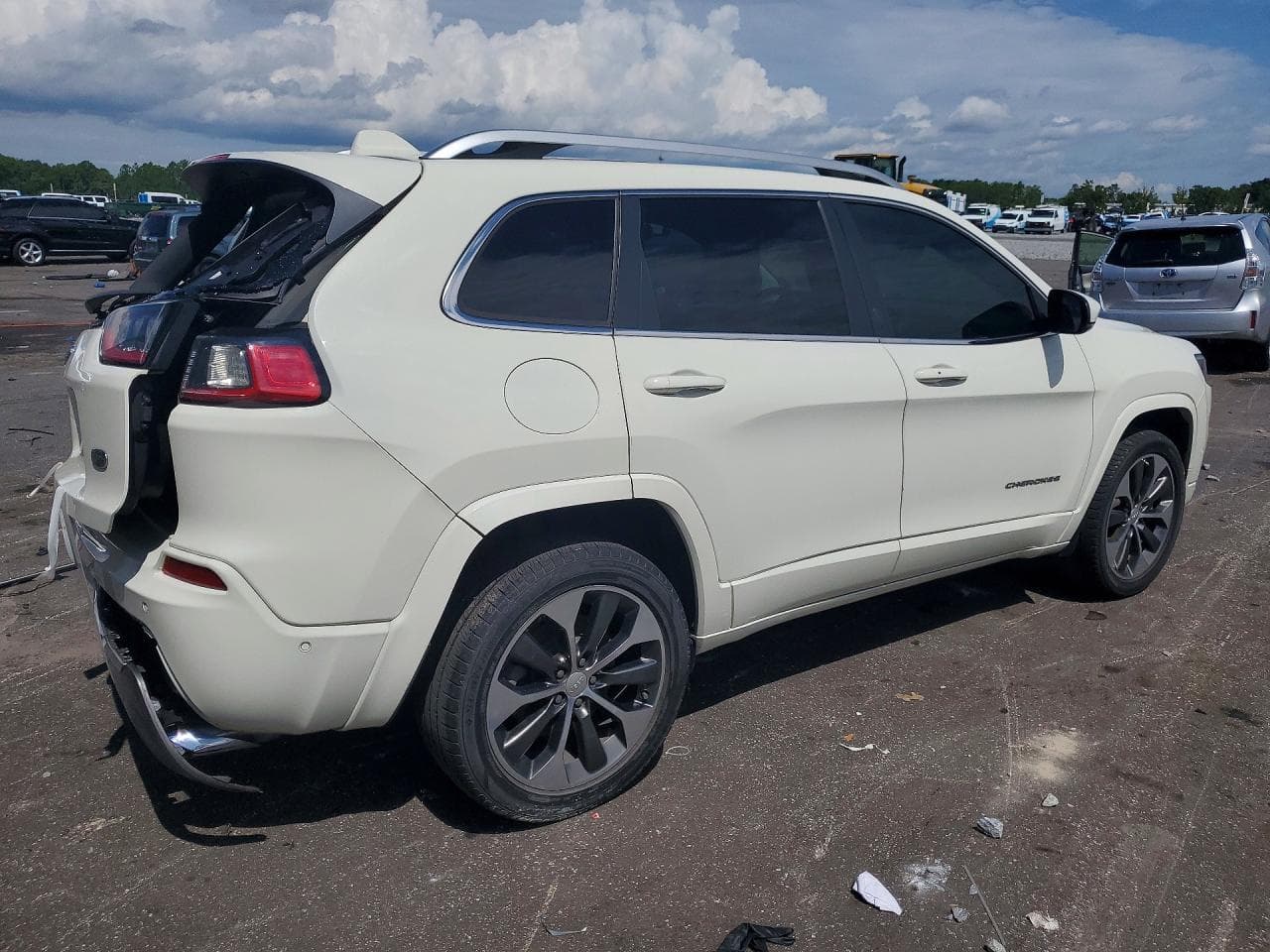 2019 Jeep Cherokee Overland - foto 3