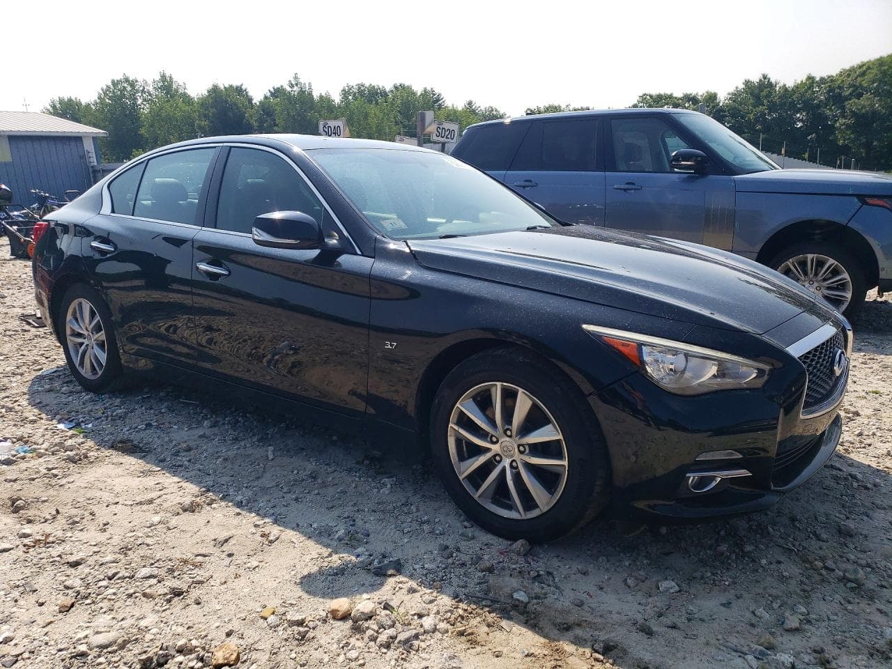 2015 Infiniti Q50 Premium - foto 4