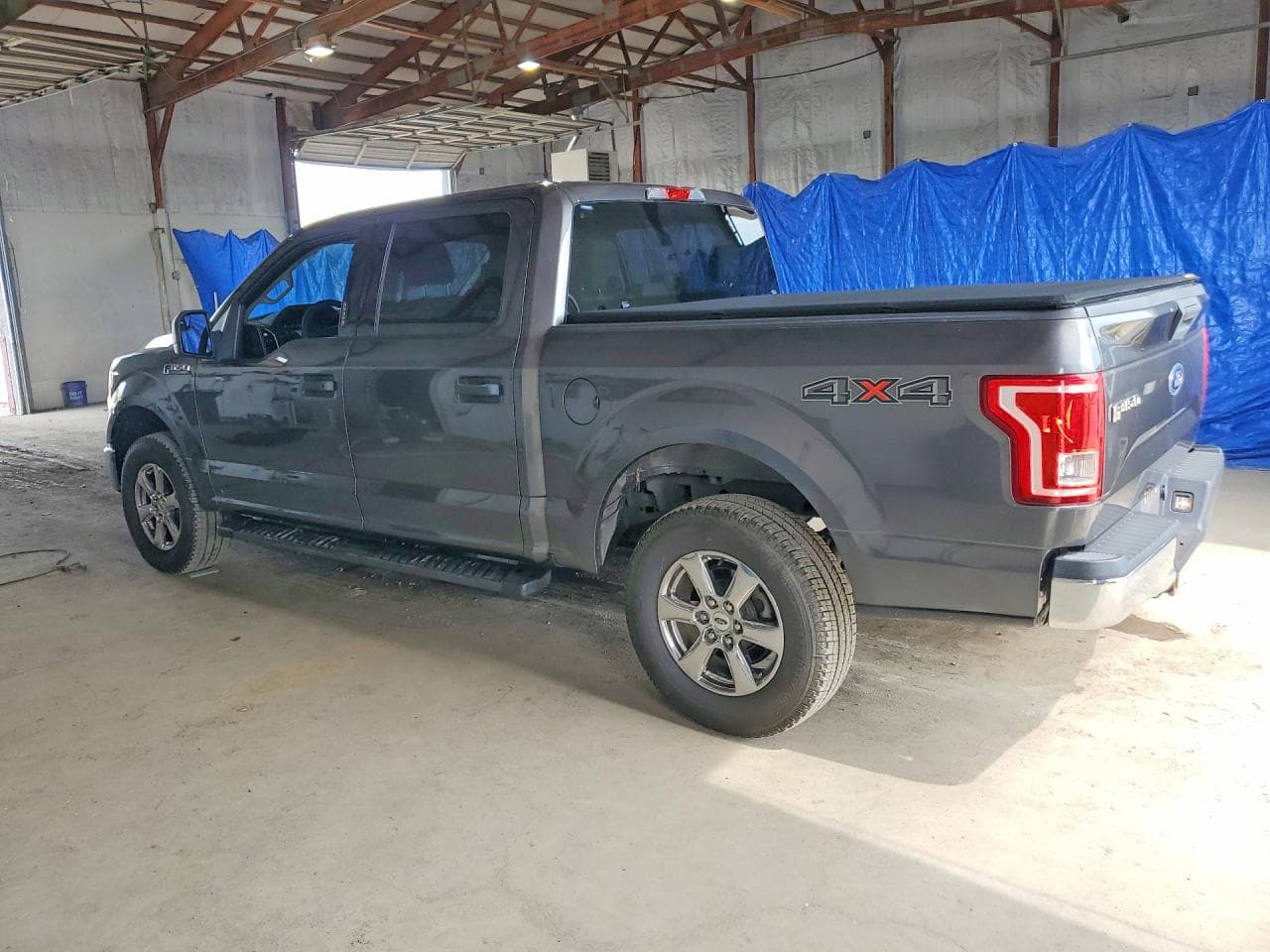 2017 Ford F150 Supercrew - foto 2