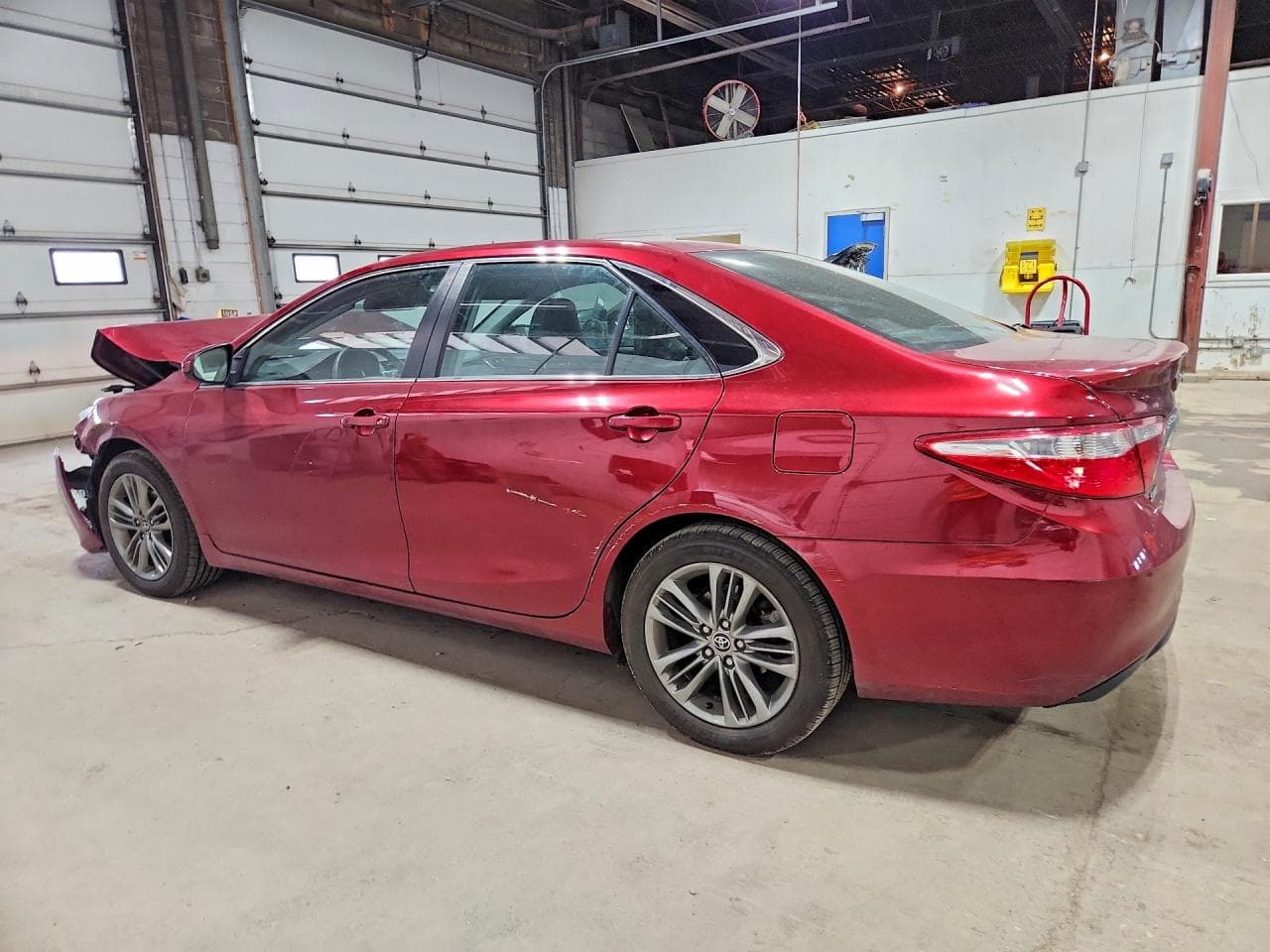 2015 Toyota Camry Se - foto 2