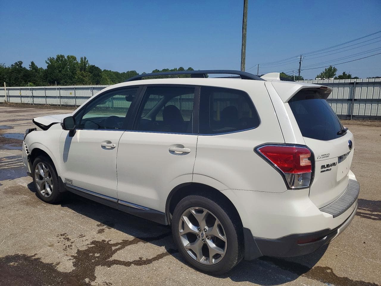 2017 Subaru Forester 2.5I Touring - foto 2