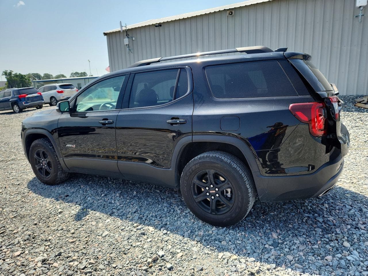 2022 GMC Acadia At4 - foto 2