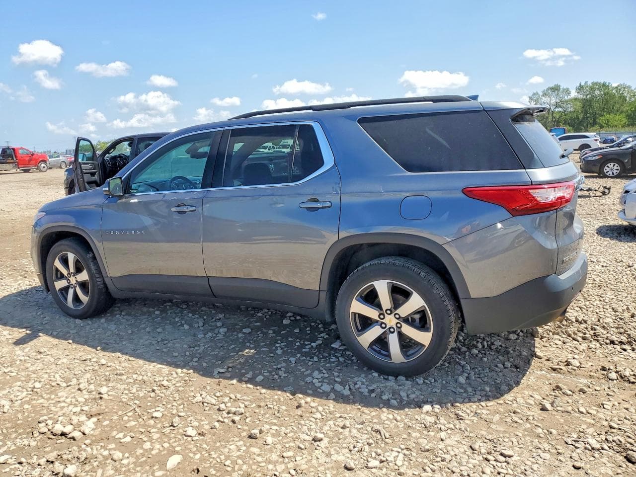 2019 Chevrolet Traverse Lt - foto 2