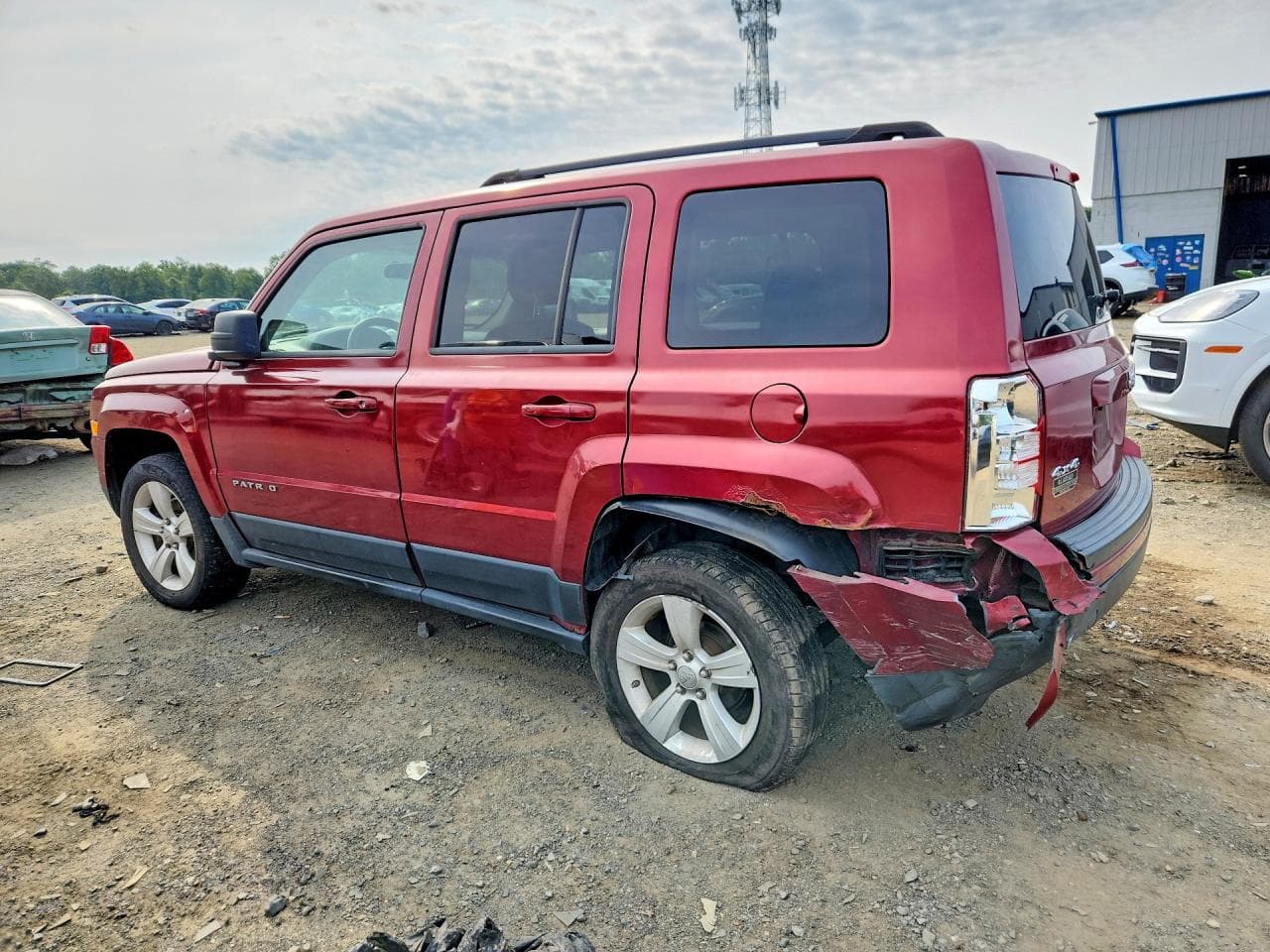 2012 Jeep Patriot Latitude - foto 2