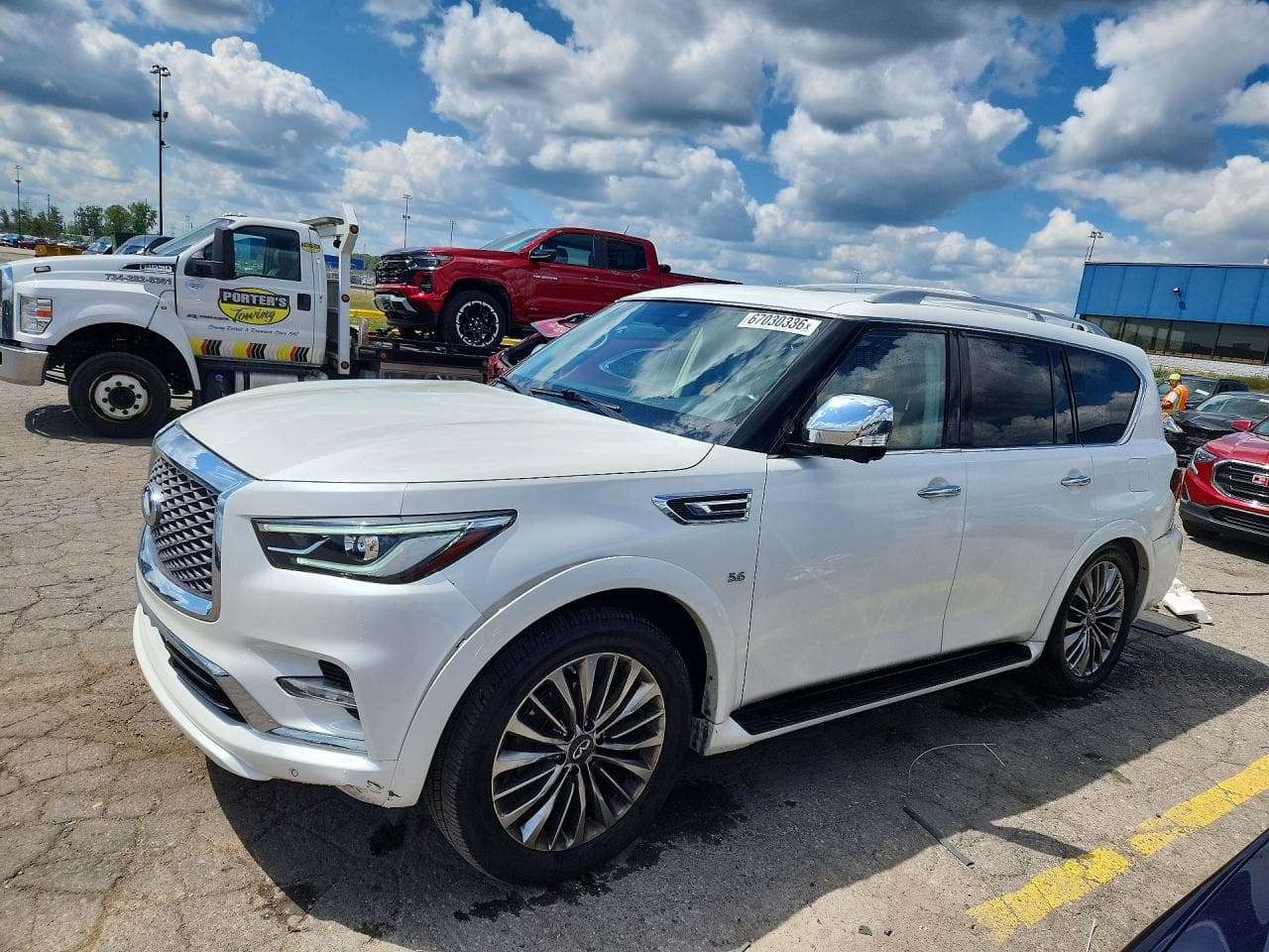 Infiniti QX80 2020 z USA