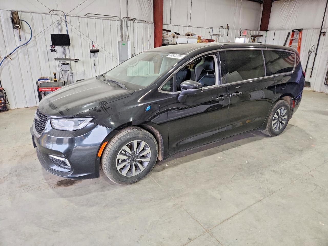 2023 Chrysler Pacifica Hybrid Touring L