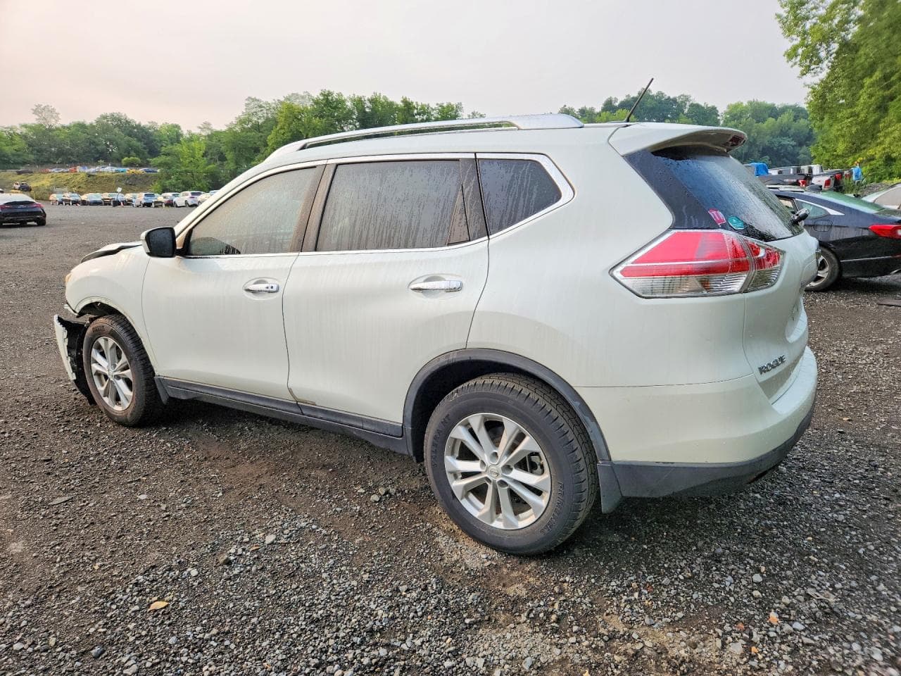 2016 Nissan Rogue Sv - foto 2