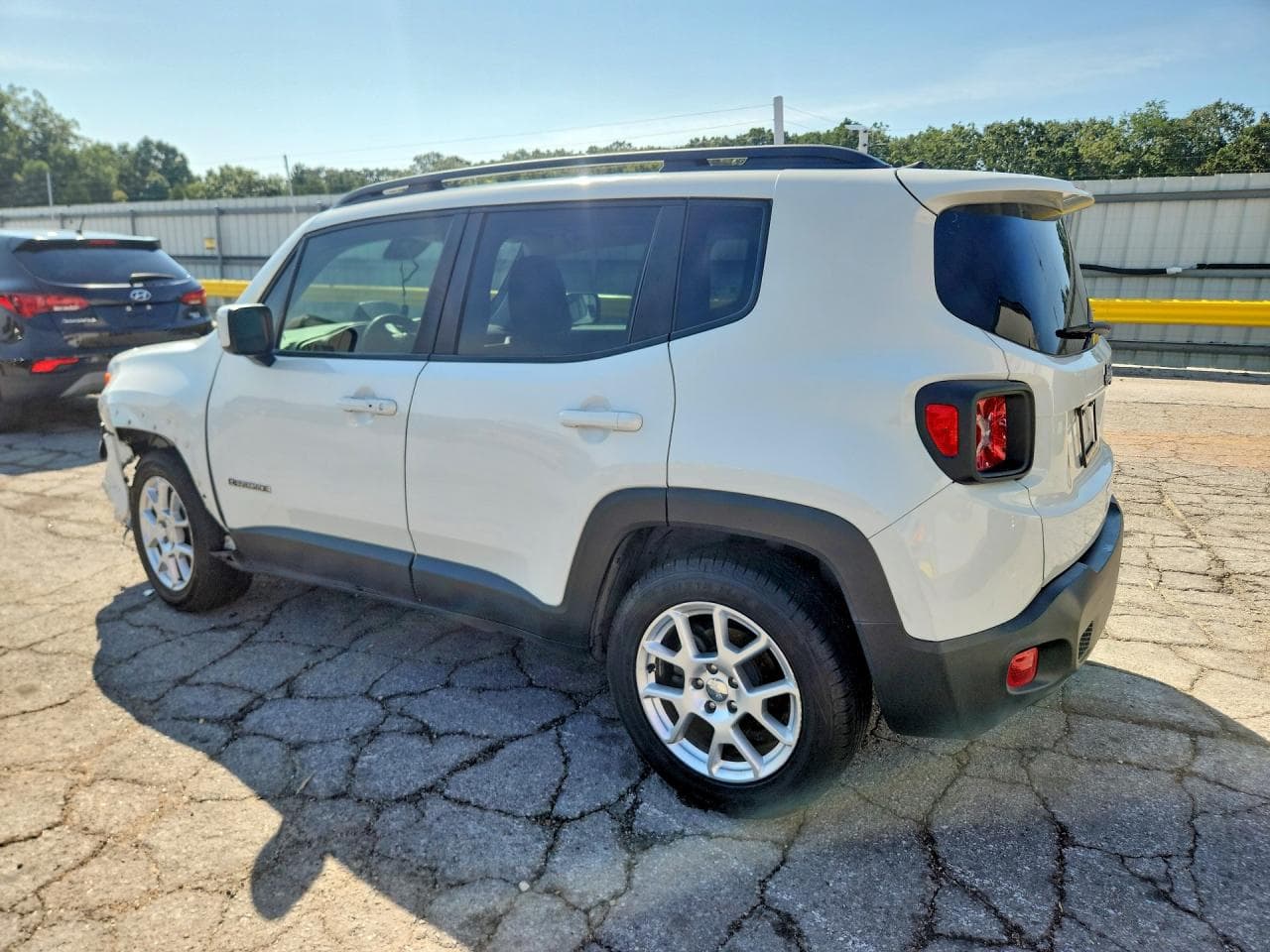 2020 Jeep Renegade Latitude - foto 2