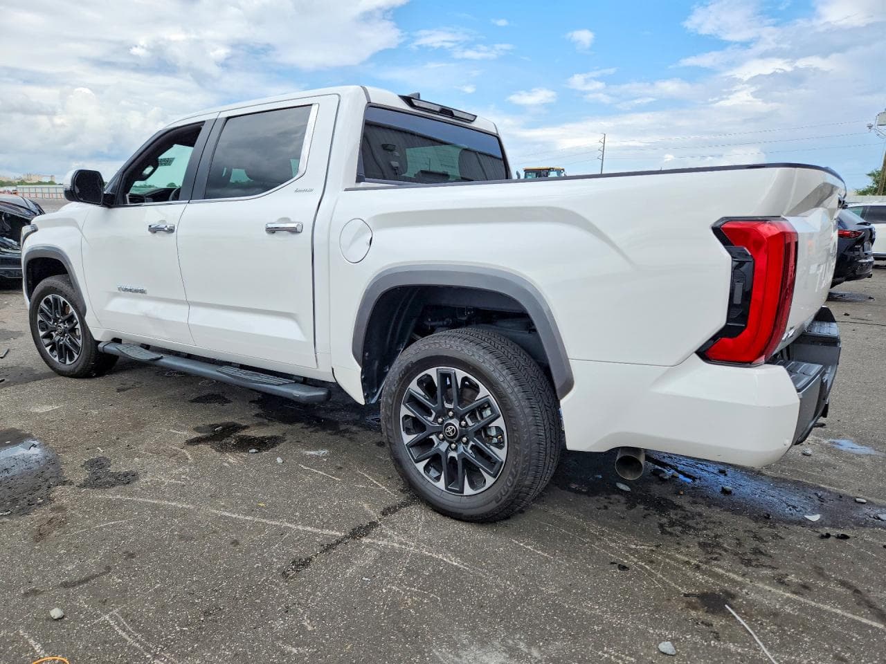 2025 Toyota Tundra Crewmax Limited - foto 2