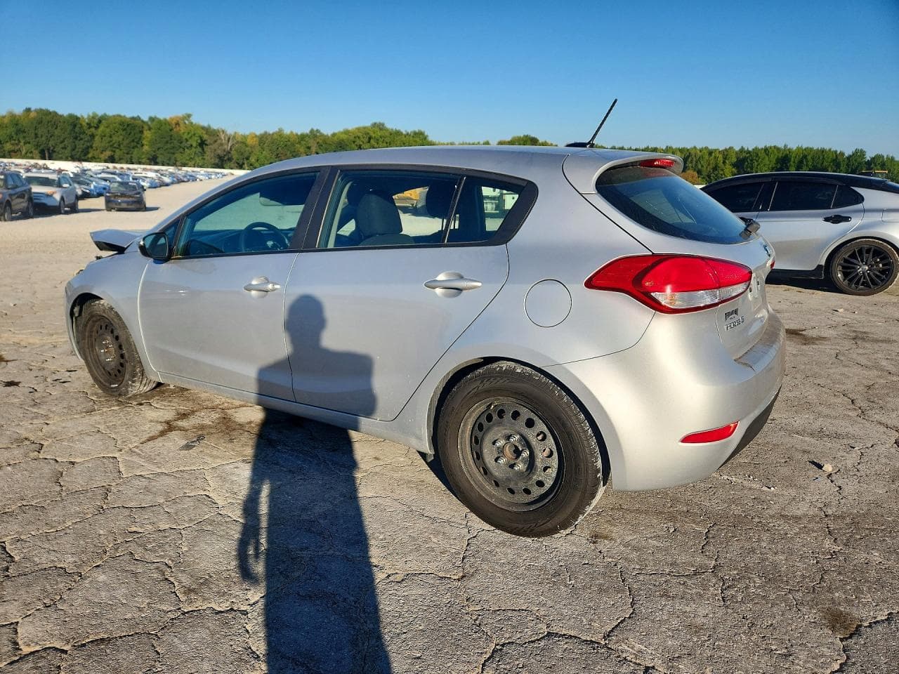 2016 Kia Forte - foto 2