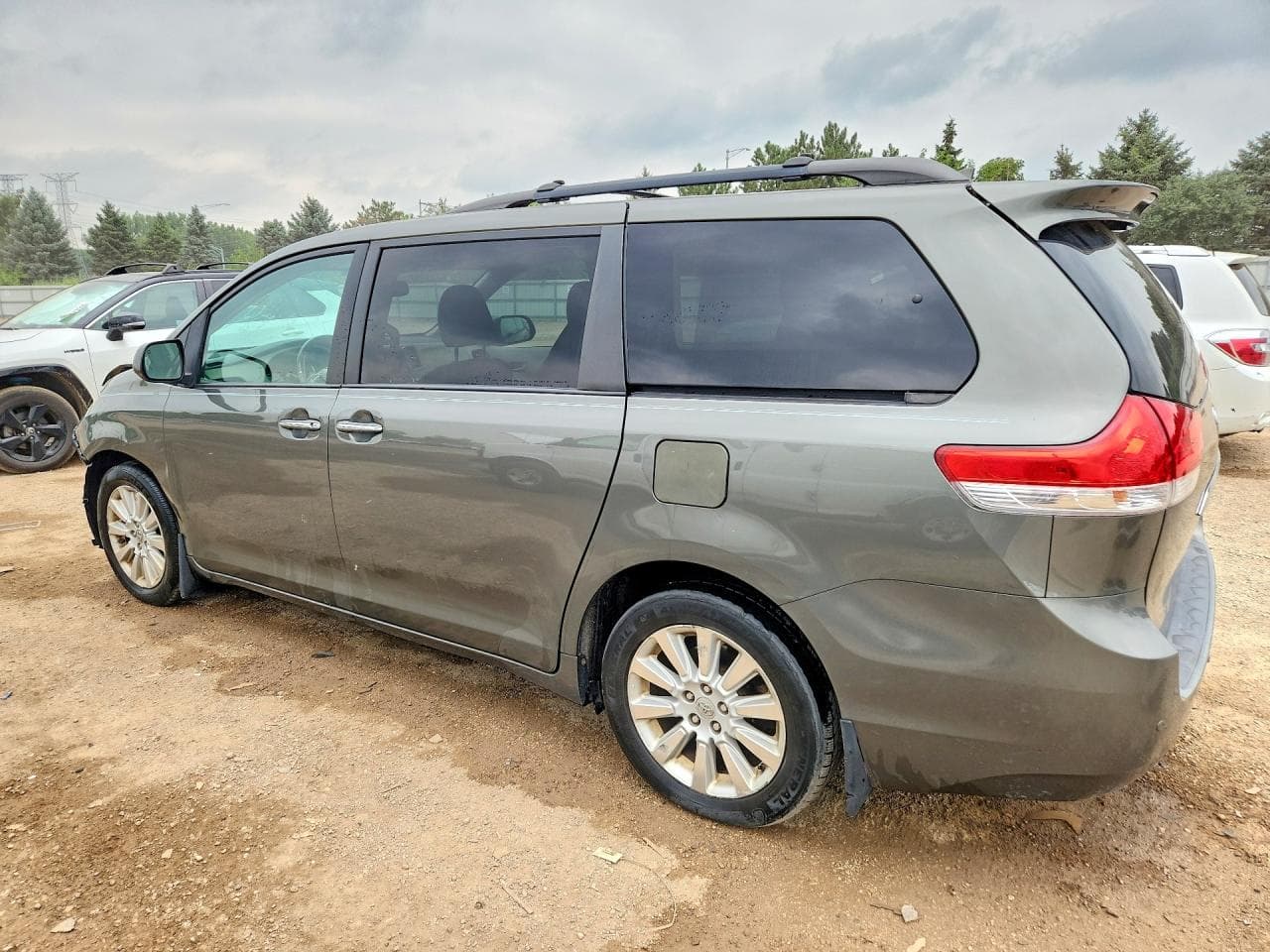 2012 Toyota Sienna Limited 7-Passenger - foto 2