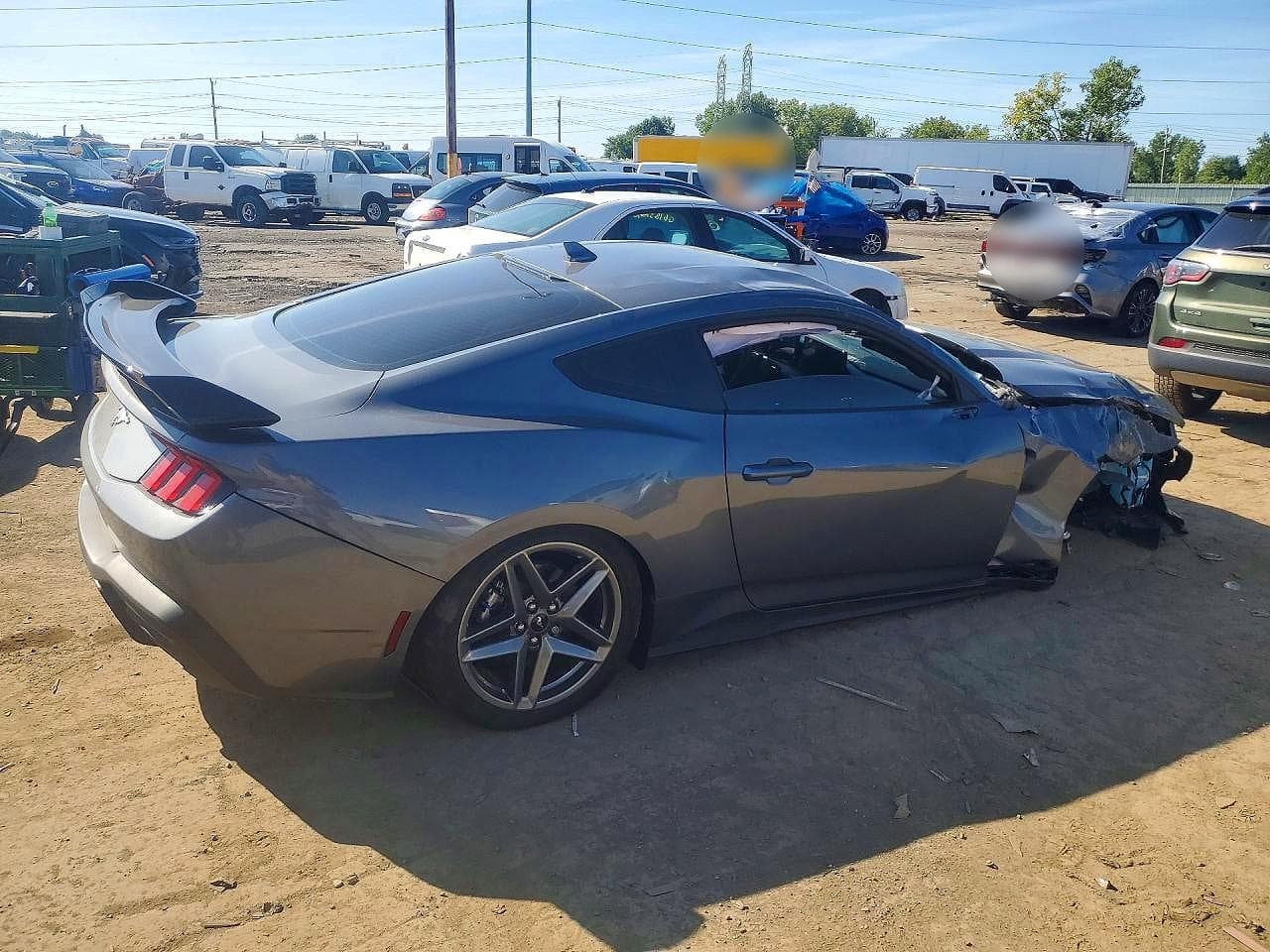 2026 Ford Mustang - foto 3