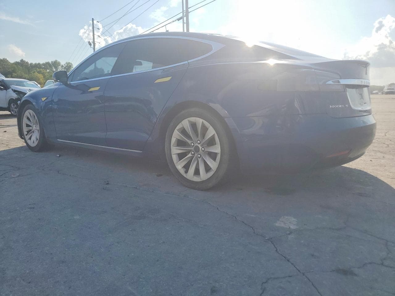 2016 Tesla Model S - foto 2
