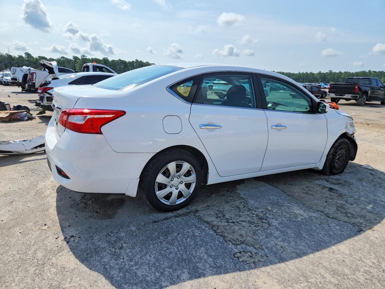 2019 Nissan Sentra S - foto 3