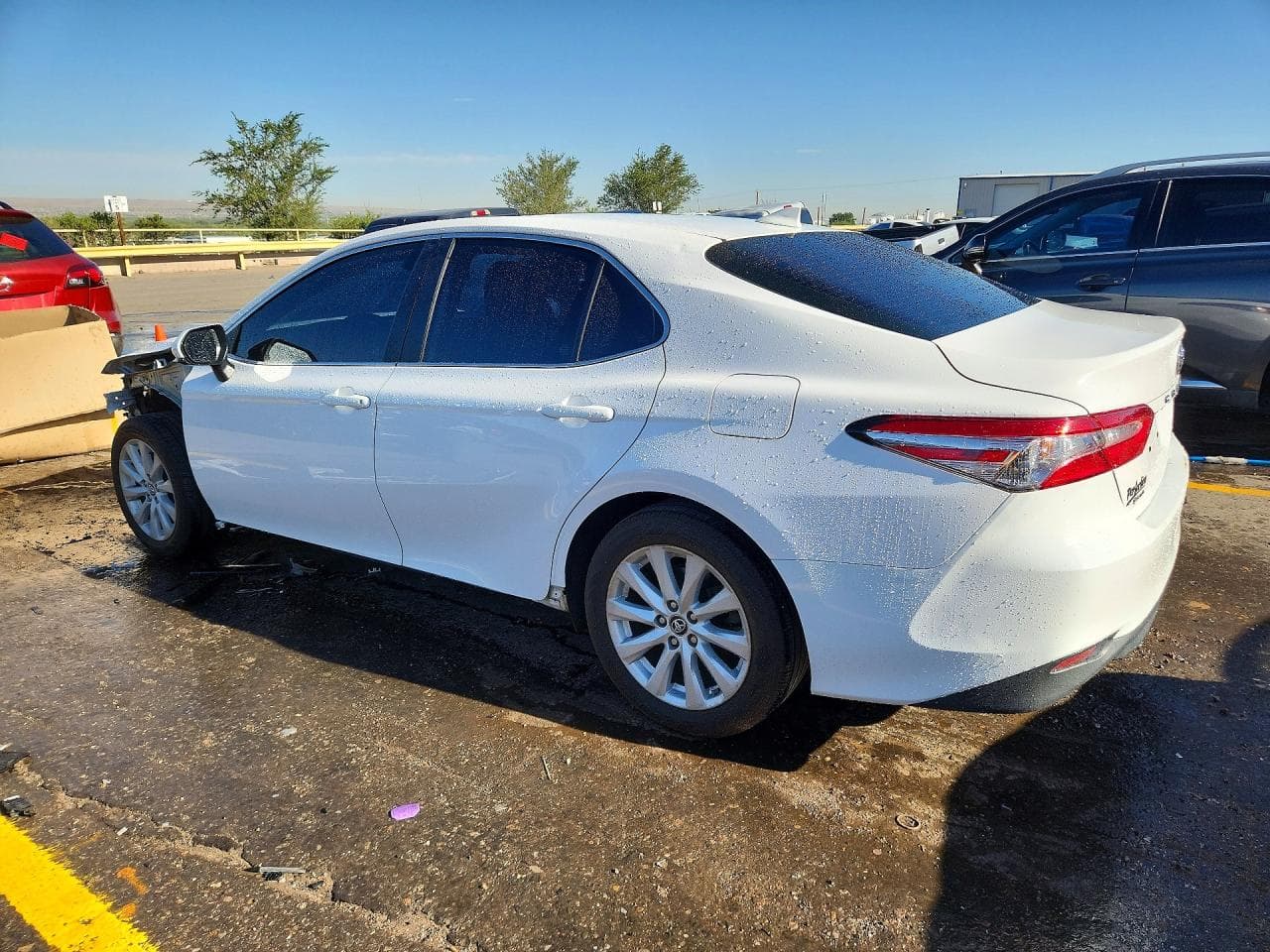 2019 Toyota Camry Le - foto 2
