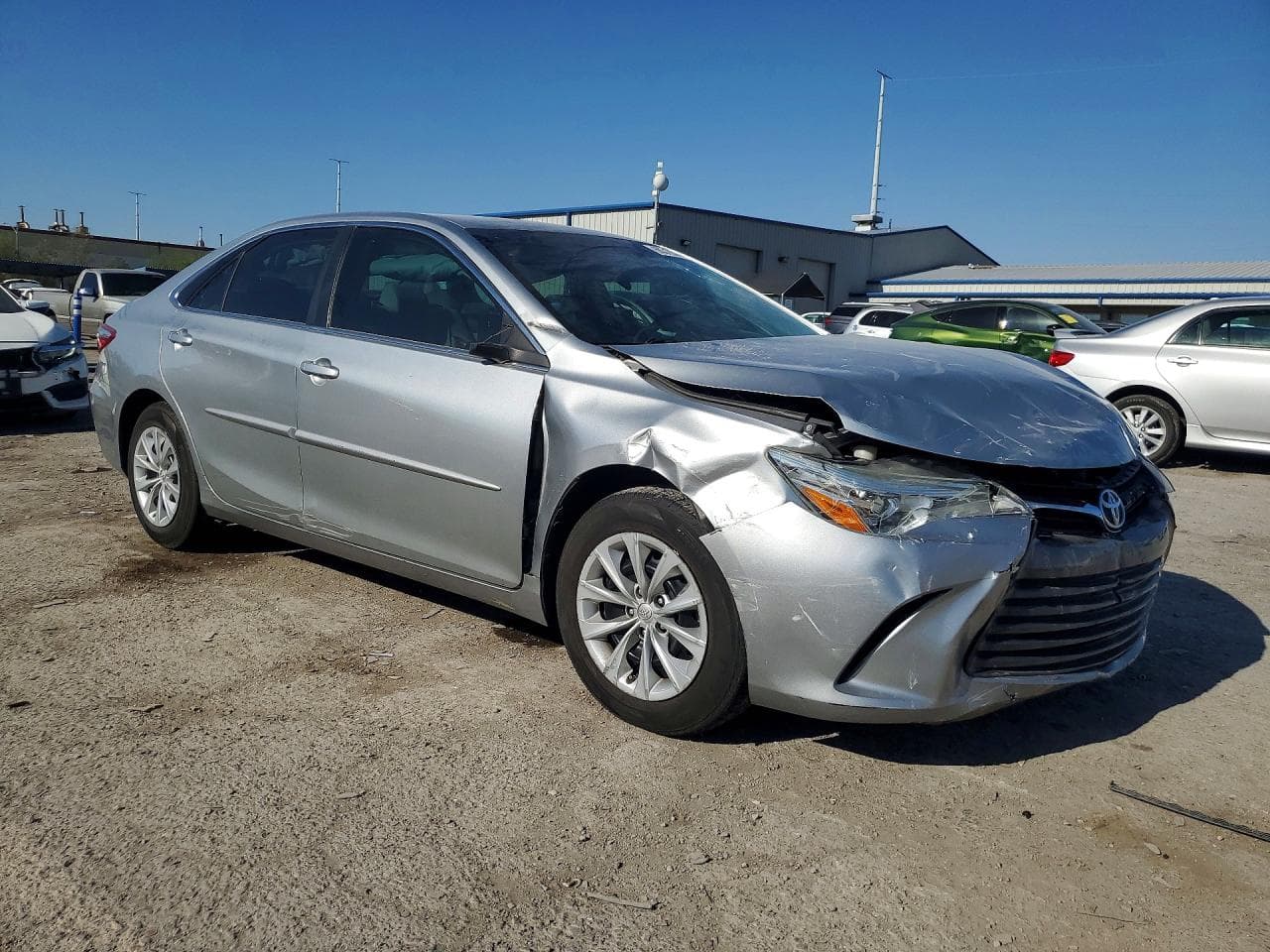 2015 Toyota Camry Le - foto 4