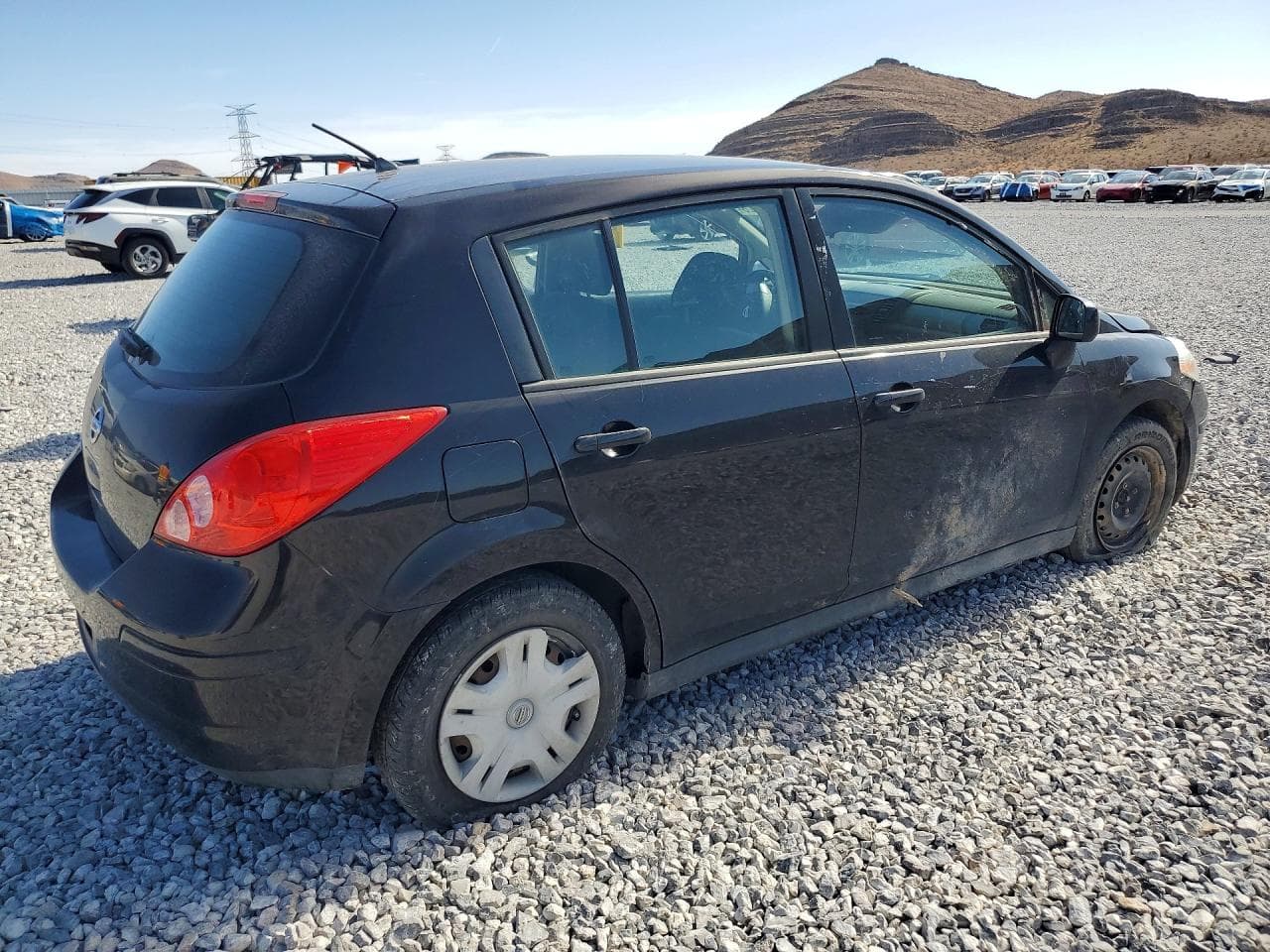 2011 Nissan Versa 1.8 S - foto 3