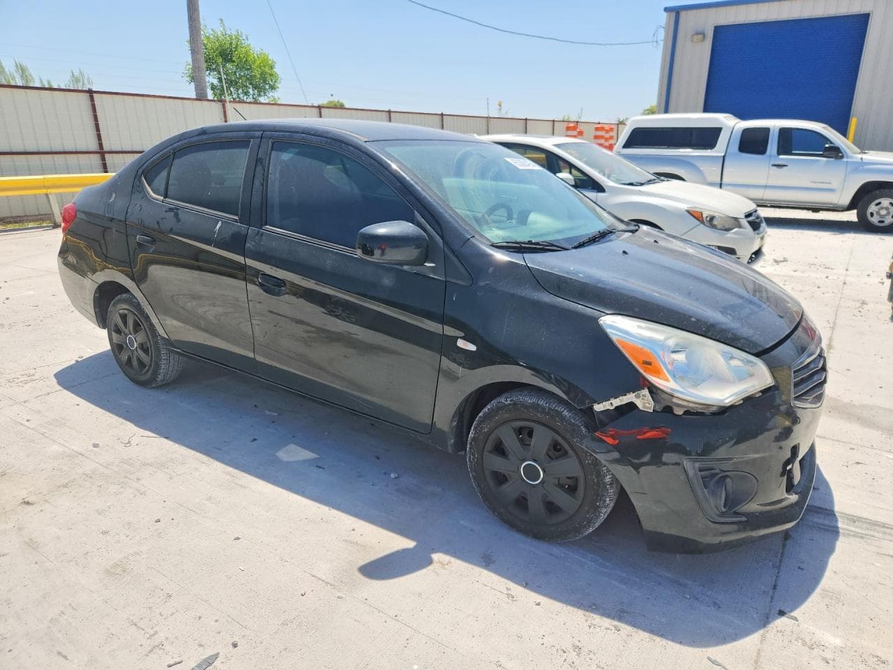 2017 Mitsubishi Mirage G4 Es - foto 4