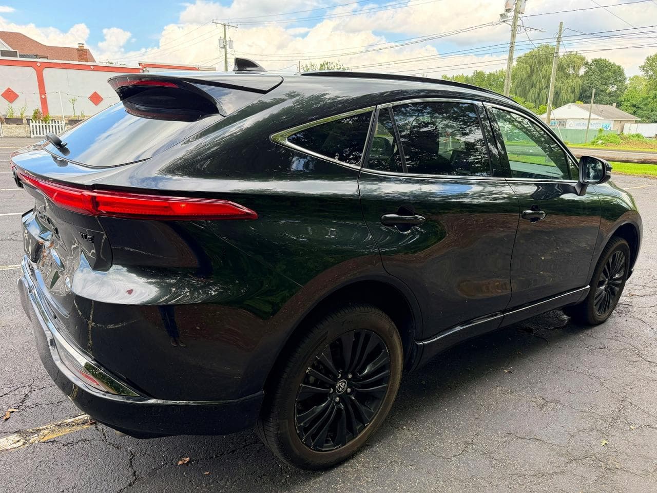 2024 Toyota Venza Nightshade Edition - foto 3