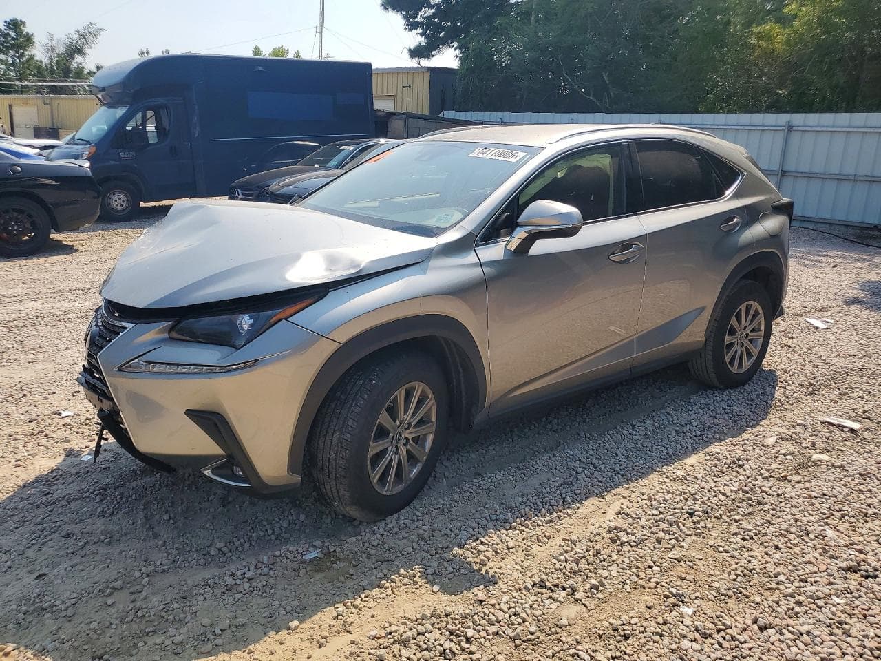 Lexus NX 2020 z USA
