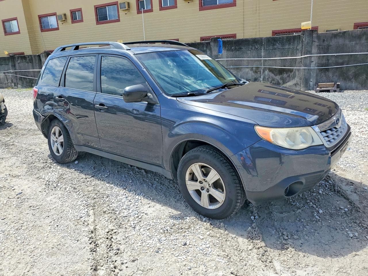 2012 Subaru Forester 2.5X - foto 4