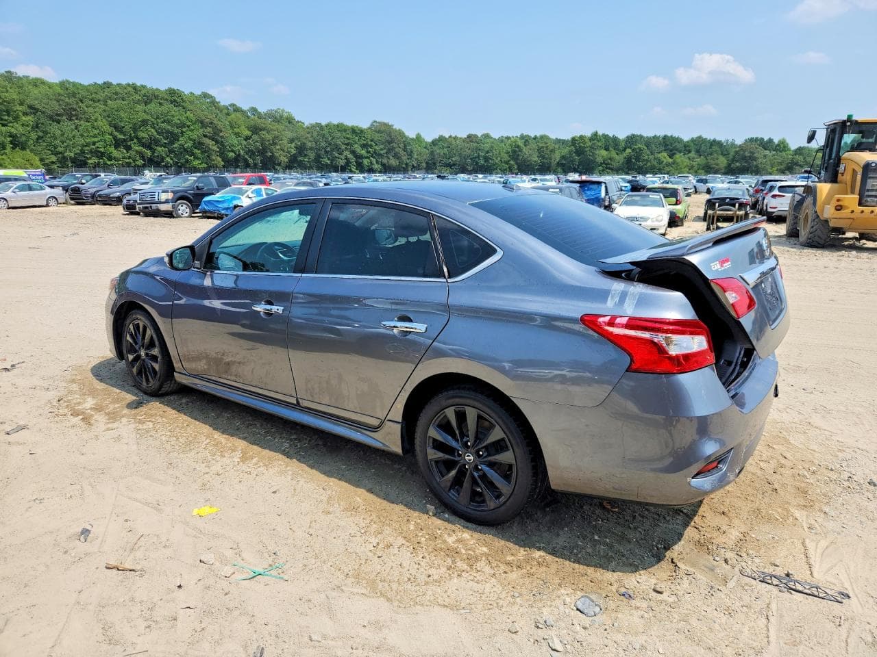 2019 Nissan Sentra Sr - foto 2