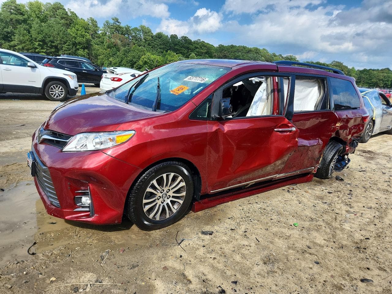 2019 Toyota Sienna Xle Premium 8-Passenger