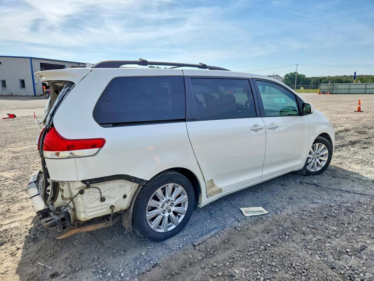 2011 Toyota Sienna Limited 7-Passenger - foto 3