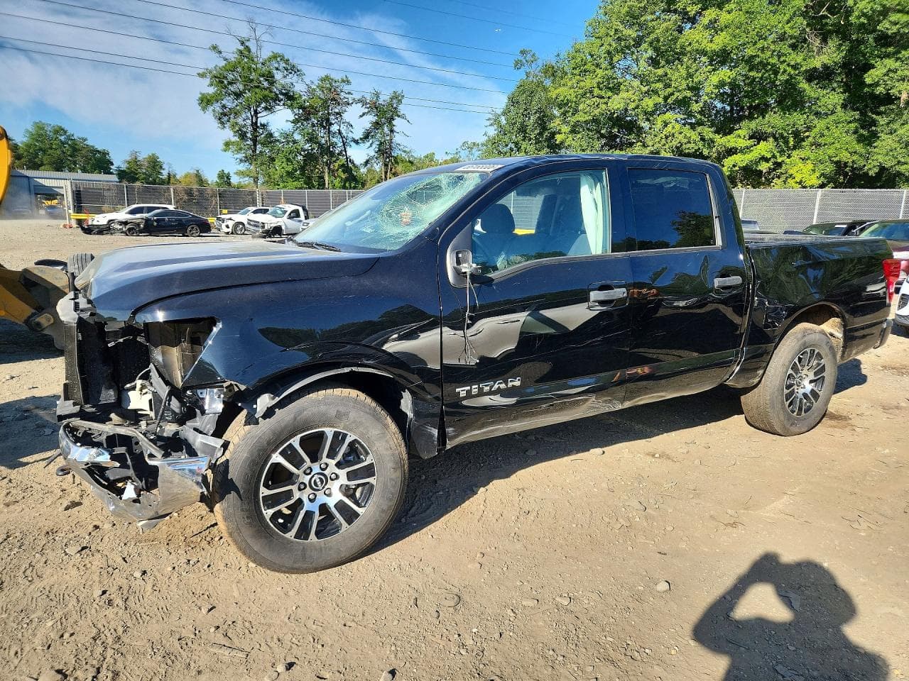 2024 Niss Titan Sv 4Wd