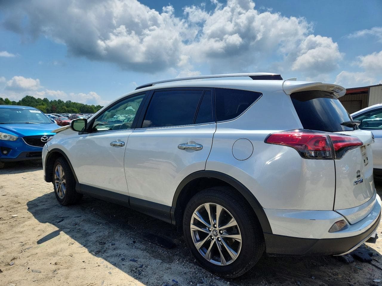 2018 Toyota Rav4 Limited - foto 2