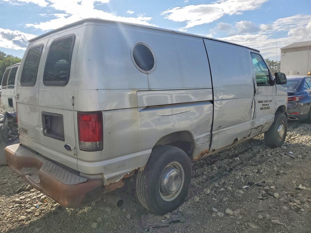 2004 Ford Econoline E350 Super Duty Van - foto 3