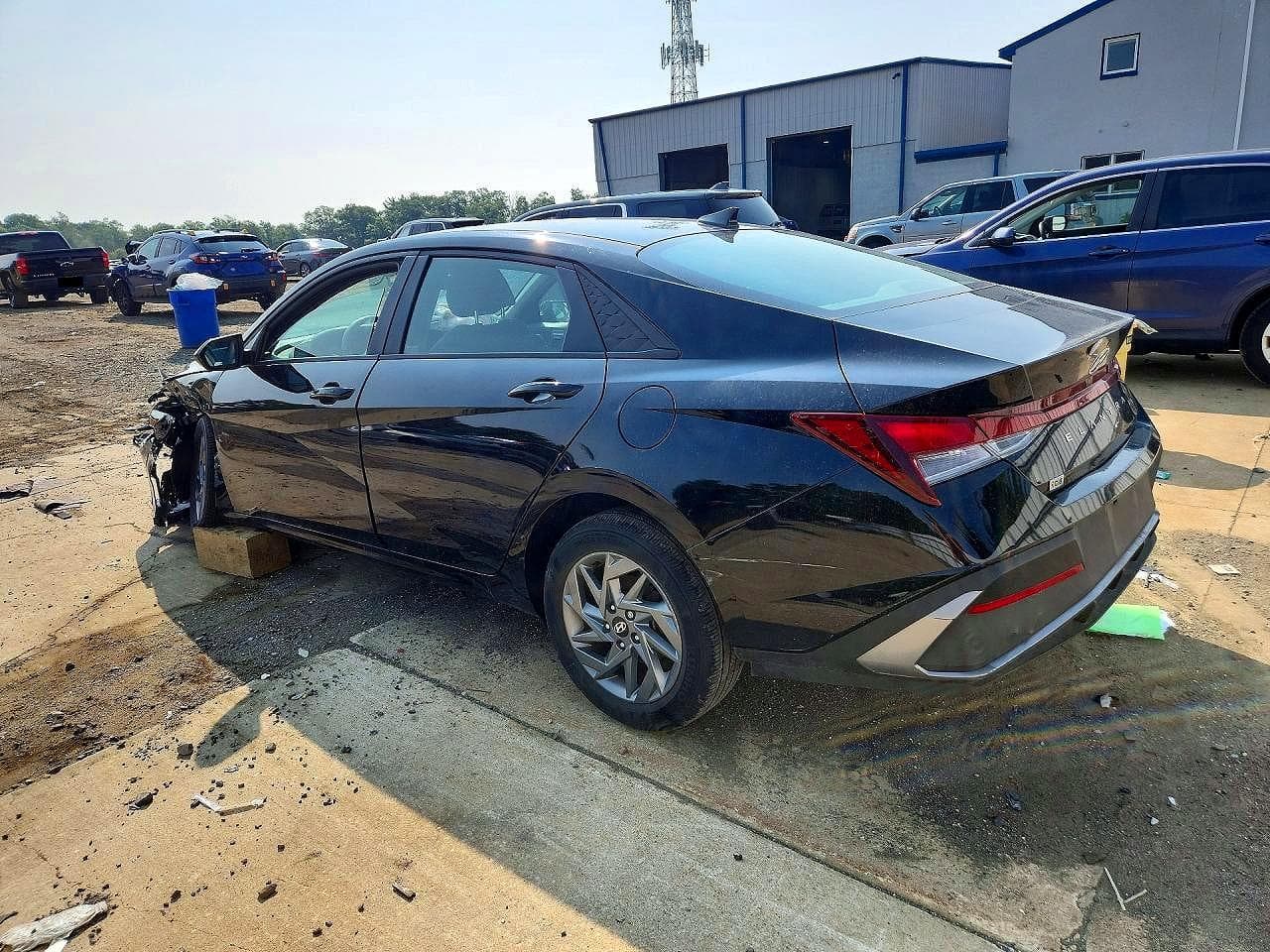 2024 Hyundai Elantra Sel - foto 2