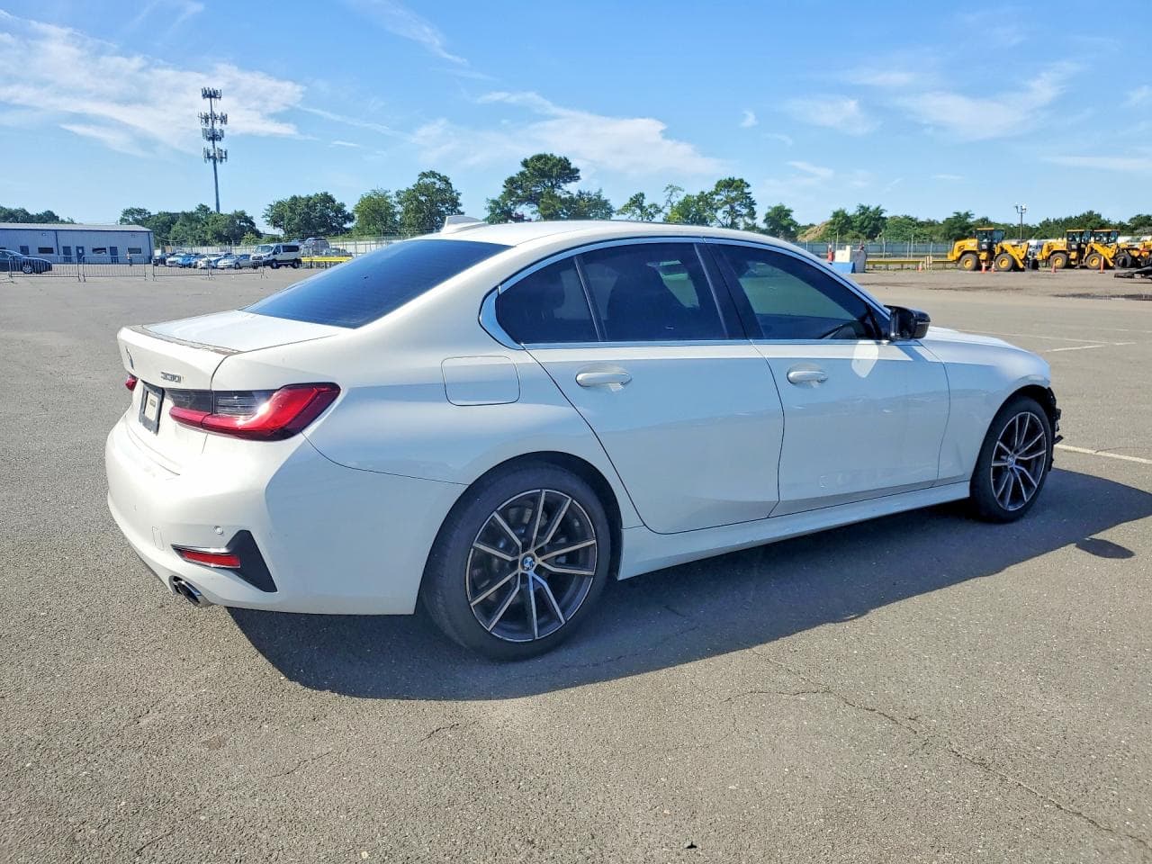 2020 BMW 330I - foto 3