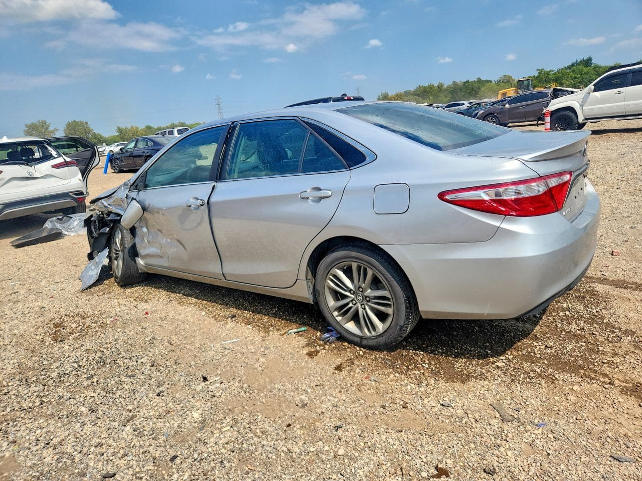 2017 Toyota Camry Se - foto 2