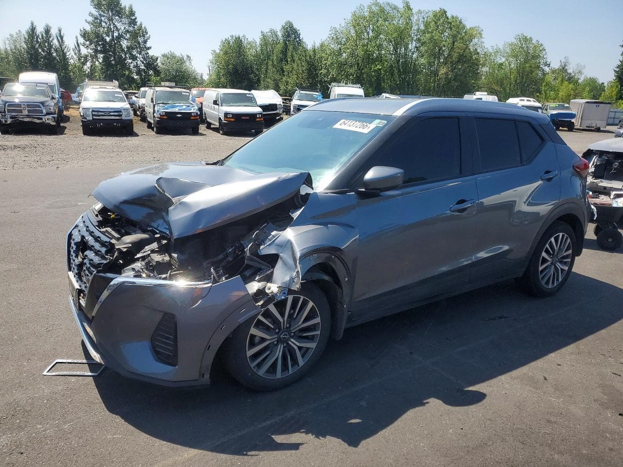 2023 Nissan Kicks Sv