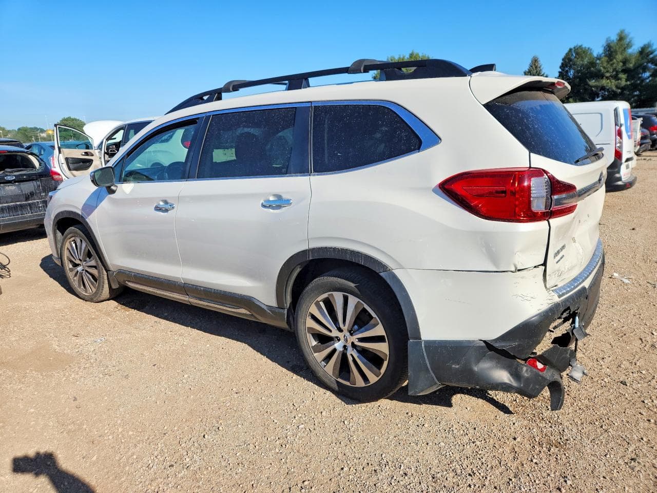 2020 Subaru Ascent Touring - foto 2