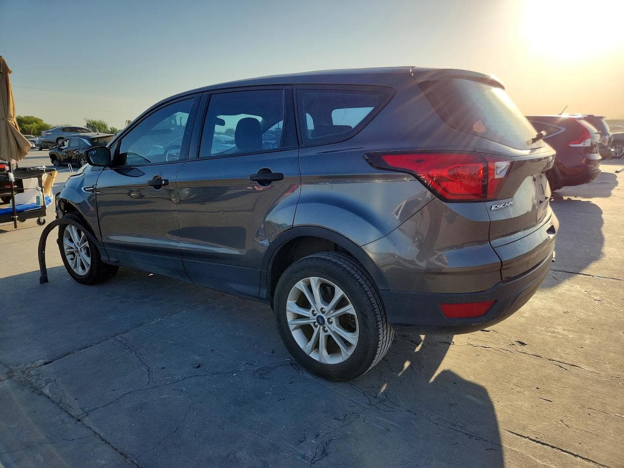 2019 Ford Escape S - foto 2