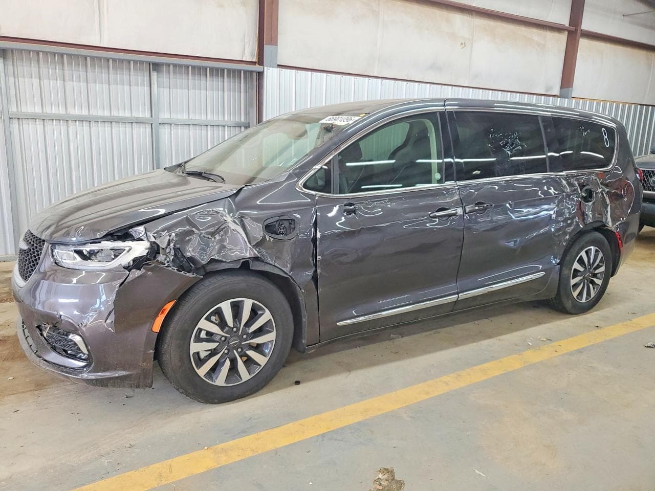 Chrysler Pacifica 2023 z USA